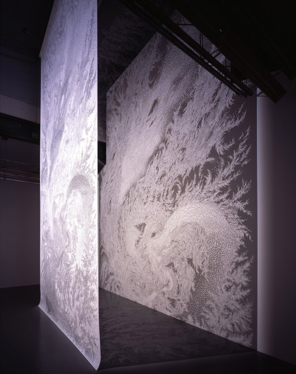 Tomoko SHIOYASU, Cutting Insights, 2008, Paper, TAKAHASHI COLLECTION, Courtesy of SCAI THE BATHHOUSE, Photo by Keizo Kioku