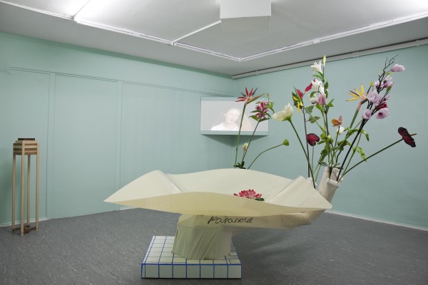 Aurora Sander. Trust no one, 2015; Mixed media, variable dimensions. Courtesy of the Artist and insitu Berlin. Photo: Markus Georg