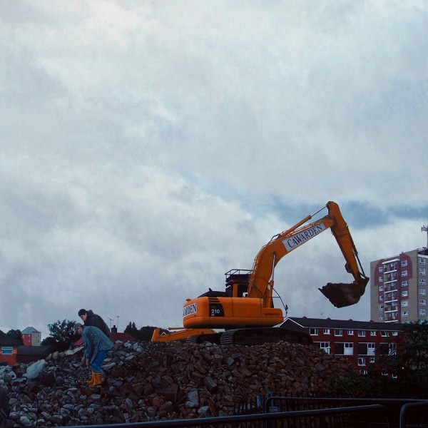 Darren Reid. The Things We Leave Behind, 2013; acrylic on canvas; 31.4 x 31.4 in. Courtesy of the Artist.